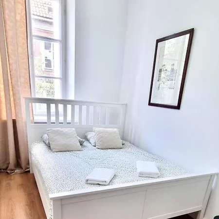 Apartmán Aaa Old Town I *